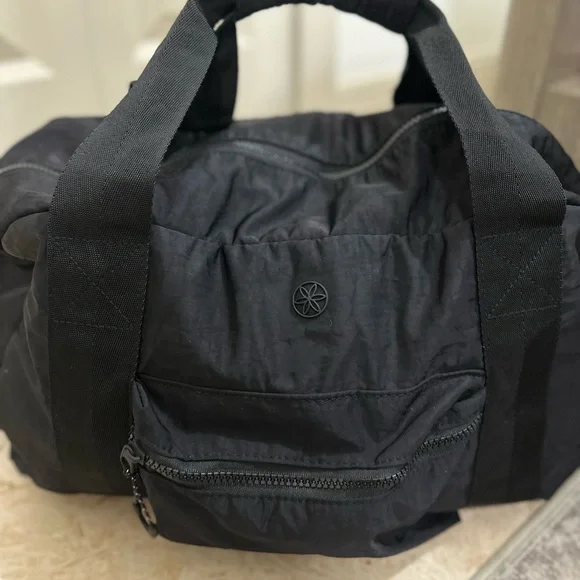 Gaiam Duffle Gym Bag - Picture 2 of 3